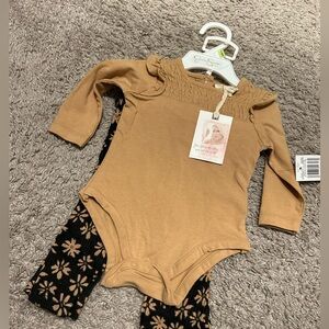 Brown Long Sleeve with Floral Bellbottoms- 3-6 months- nwt